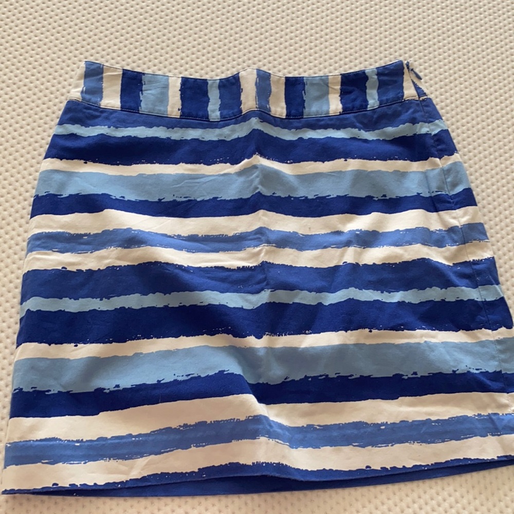 Vineyard vines skirt
